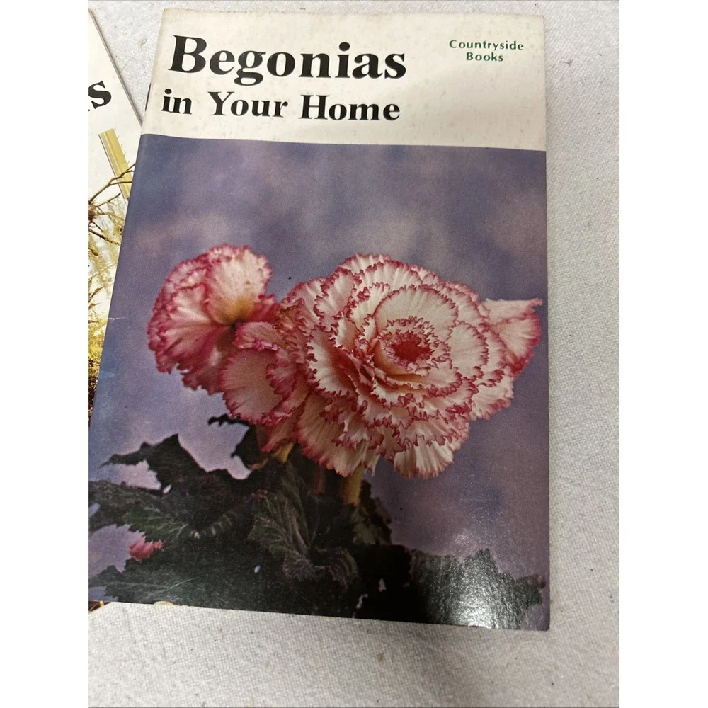 Gardening Guides VINTAGE‎ Book 1970'S Garden And Houseplants Countryside Books